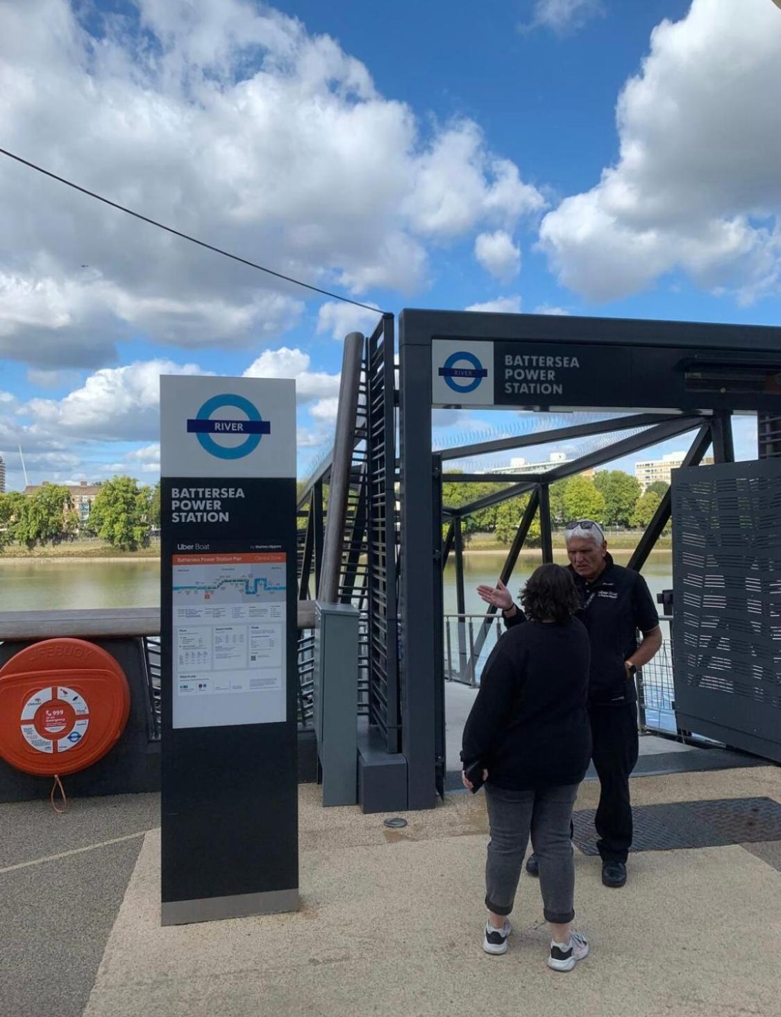 Central Location! Double Bedroom 2 Mins Walk From Battersea Power Underground Station! Londres Exterior foto