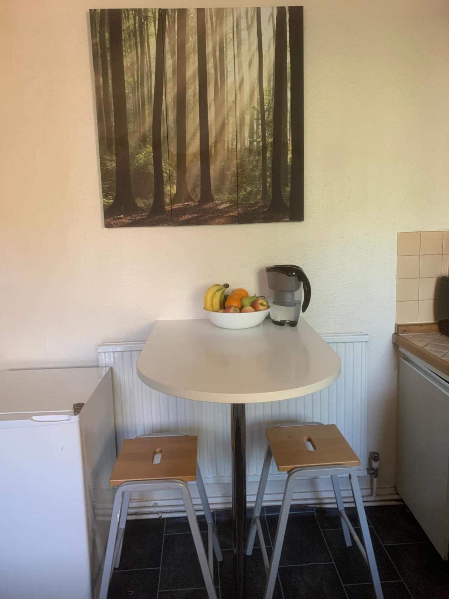 Central Location! Double Bedroom 2 Mins Walk From Battersea Power Underground Station! Londres Exterior foto